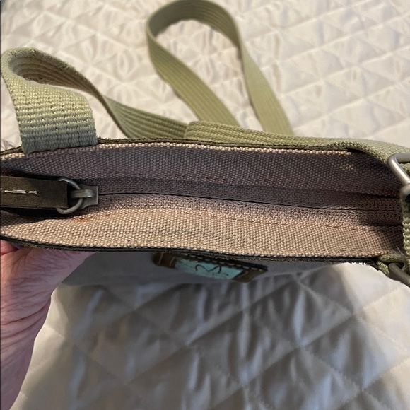 Vintage Sherpani crossbody, canvas Tan/khaki 7.5 width - Picture 5 of 5